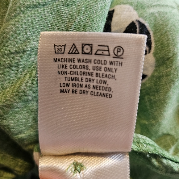 Maeve Anthropologie Green Dog Print Pintucked Button Down Peplum Blouse - Picture 15 of 15